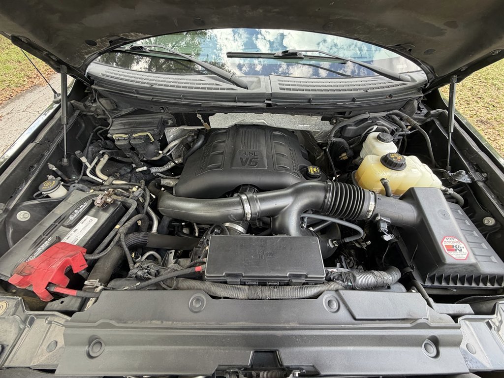 2011 Ford F-150 Lariat - Photo 17