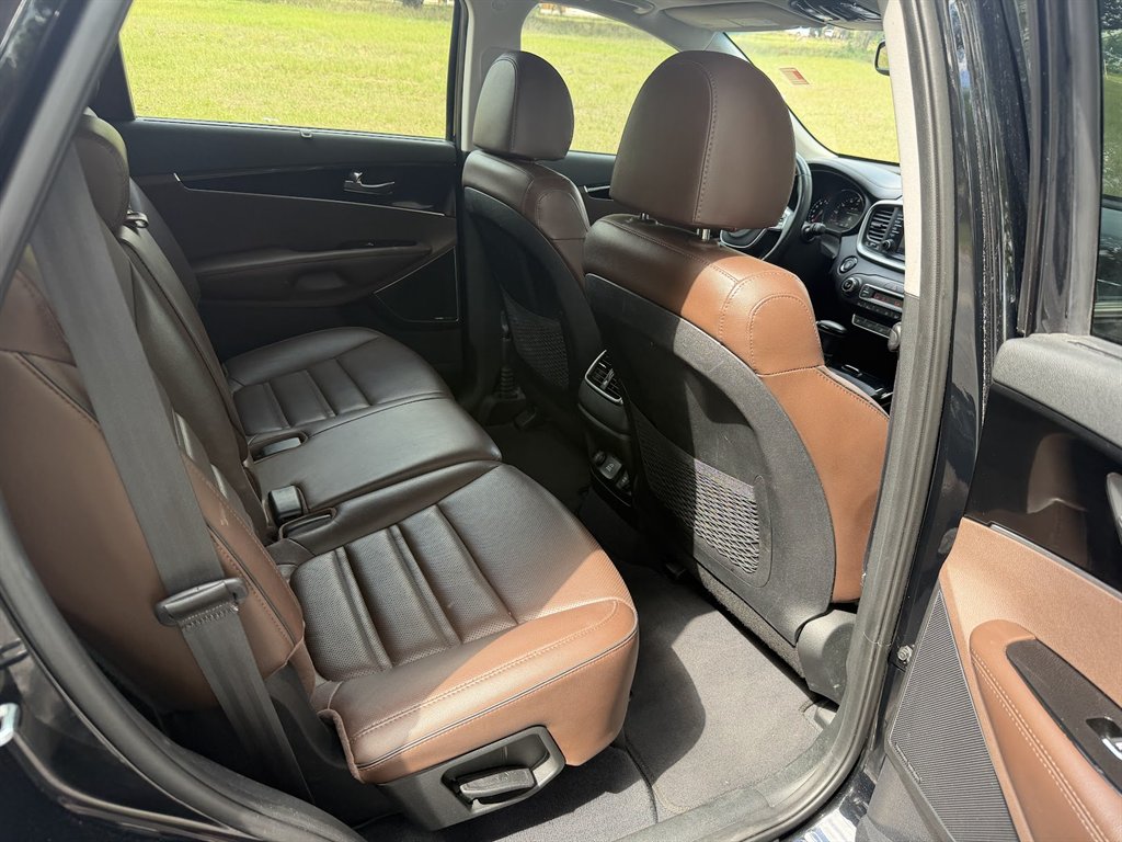2019 Kia Sorento SX - Photo 16